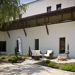 Hotell Chrysantihof 4*
