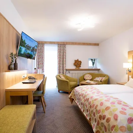 Chrysantihof 4*