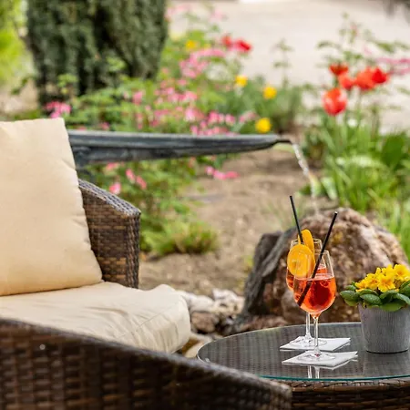 Chrysantihof Otel Bad Birnbach