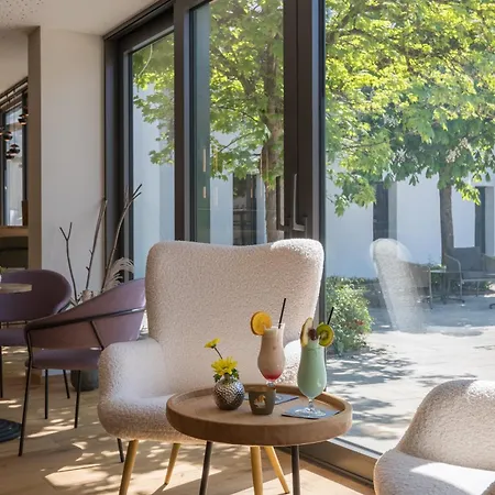 Chrysantihof 4*