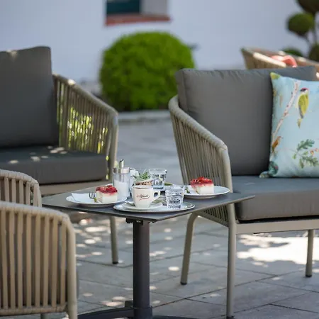 Chrysantihof Hotel 4*