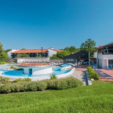 Chrysantihof 4*