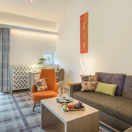 Hotel Chrysantihof 4*