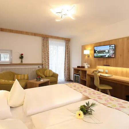 Otel Chrysantihof Bad Birnbach