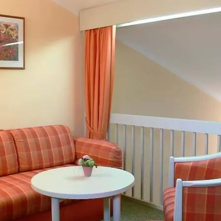 Chrysantihof 4*
