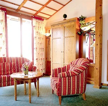 Chrysantihof Hotel